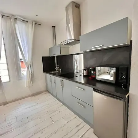 Nice Studio In The Hart Of Juan Les Pins Антіб